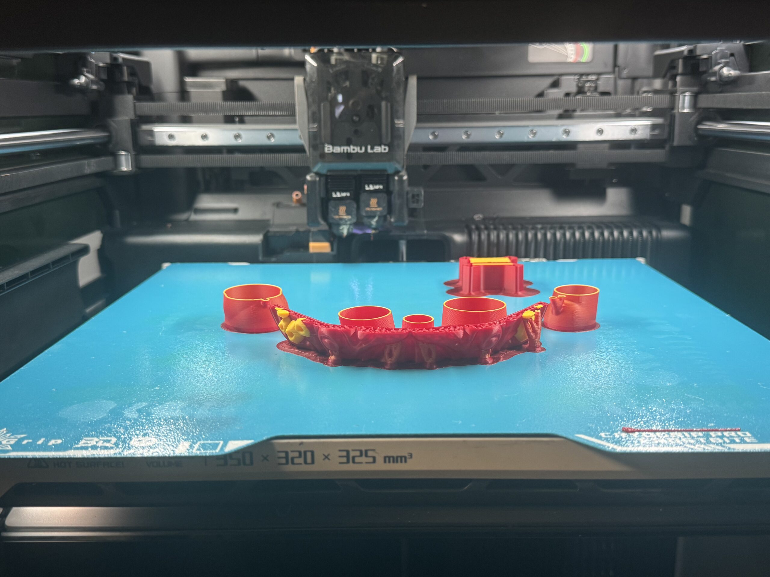 Impression 3D en cours dans l’atelier TheCraftSide